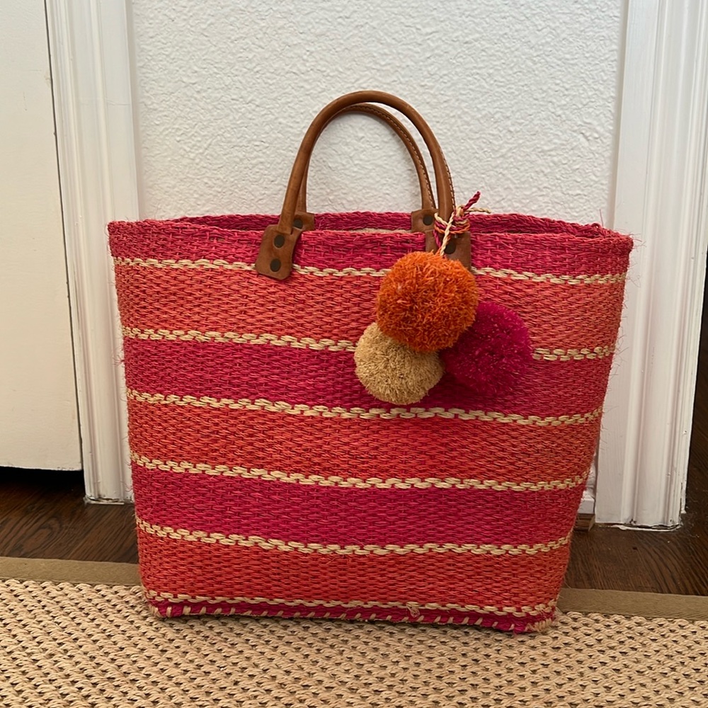Mar y Sol Beach Tote Basket